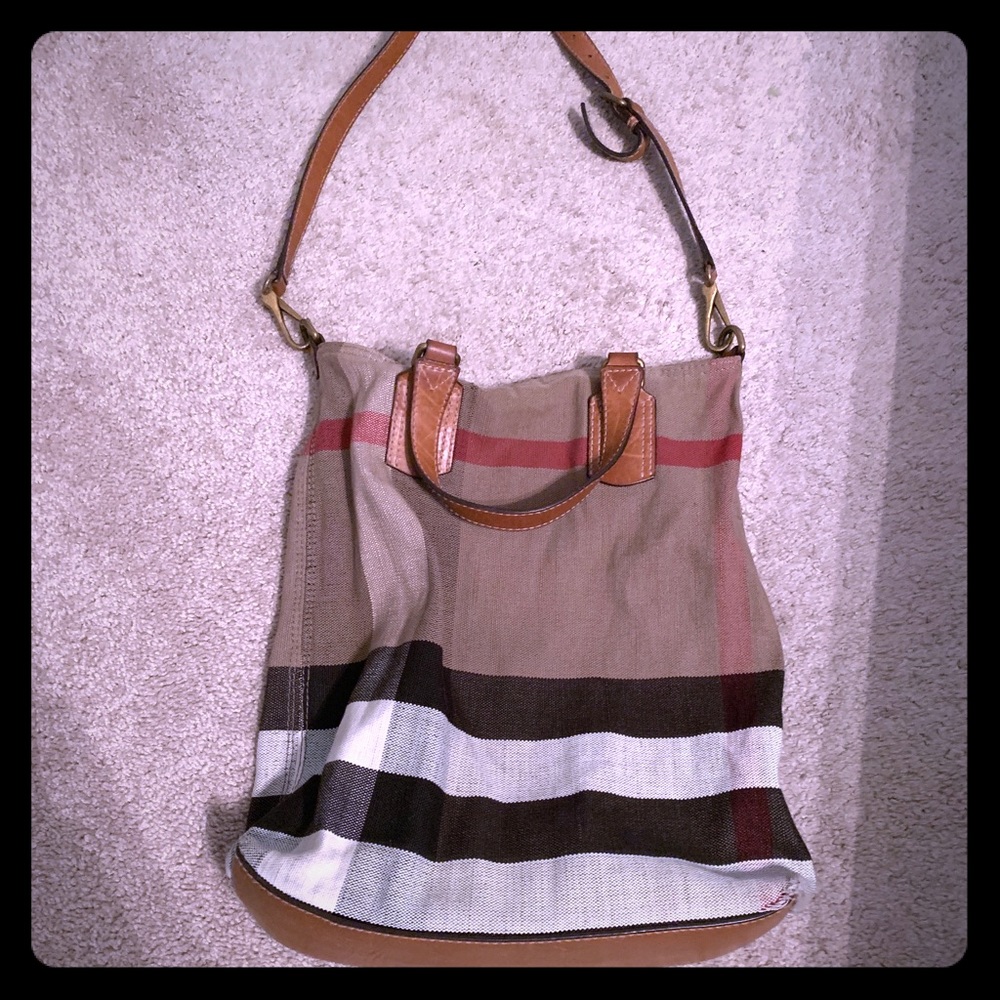 Authentic Burberry Purse